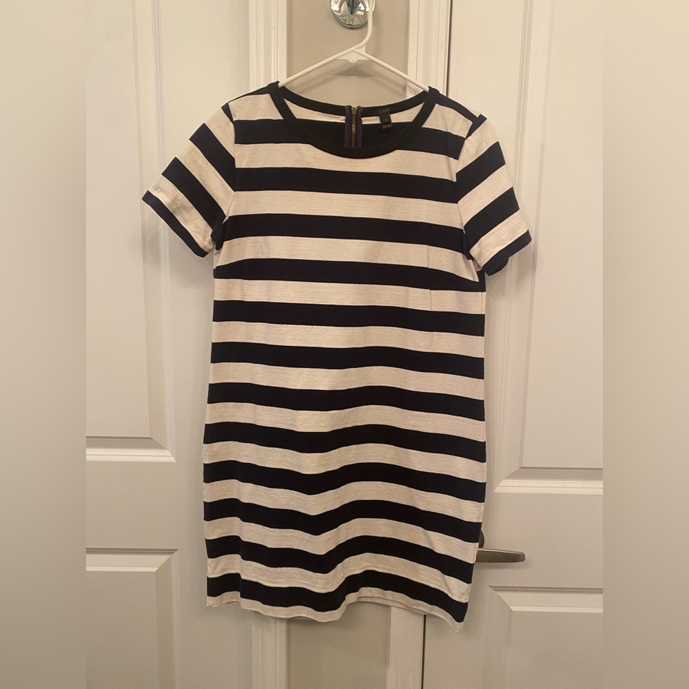 Small J.crew cotton shift mini.